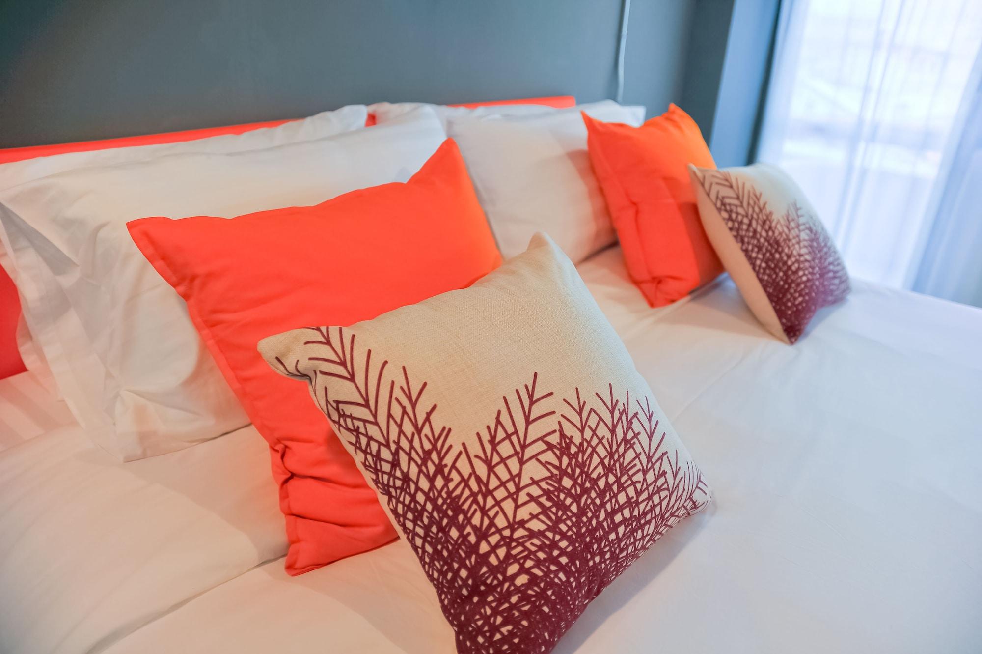 7 Days Premium Hotel Pattaya Exterior foto